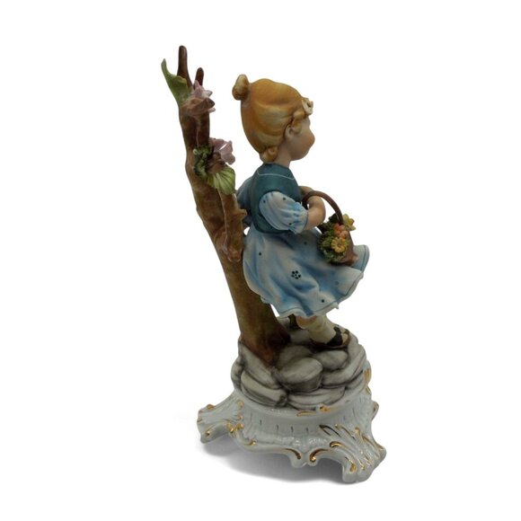 VIERTASCA Capodimonte Girl Figurine and Tree Floral Decor Italy Vintage - Picture 4 of 12